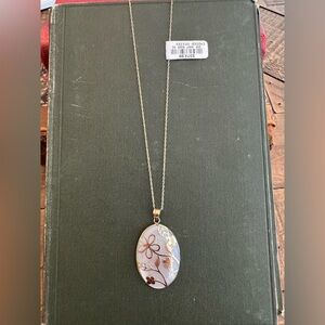 NWT Mother of Pearl 18in 925/14k Yellow Gold Bonded Pendant Necklace